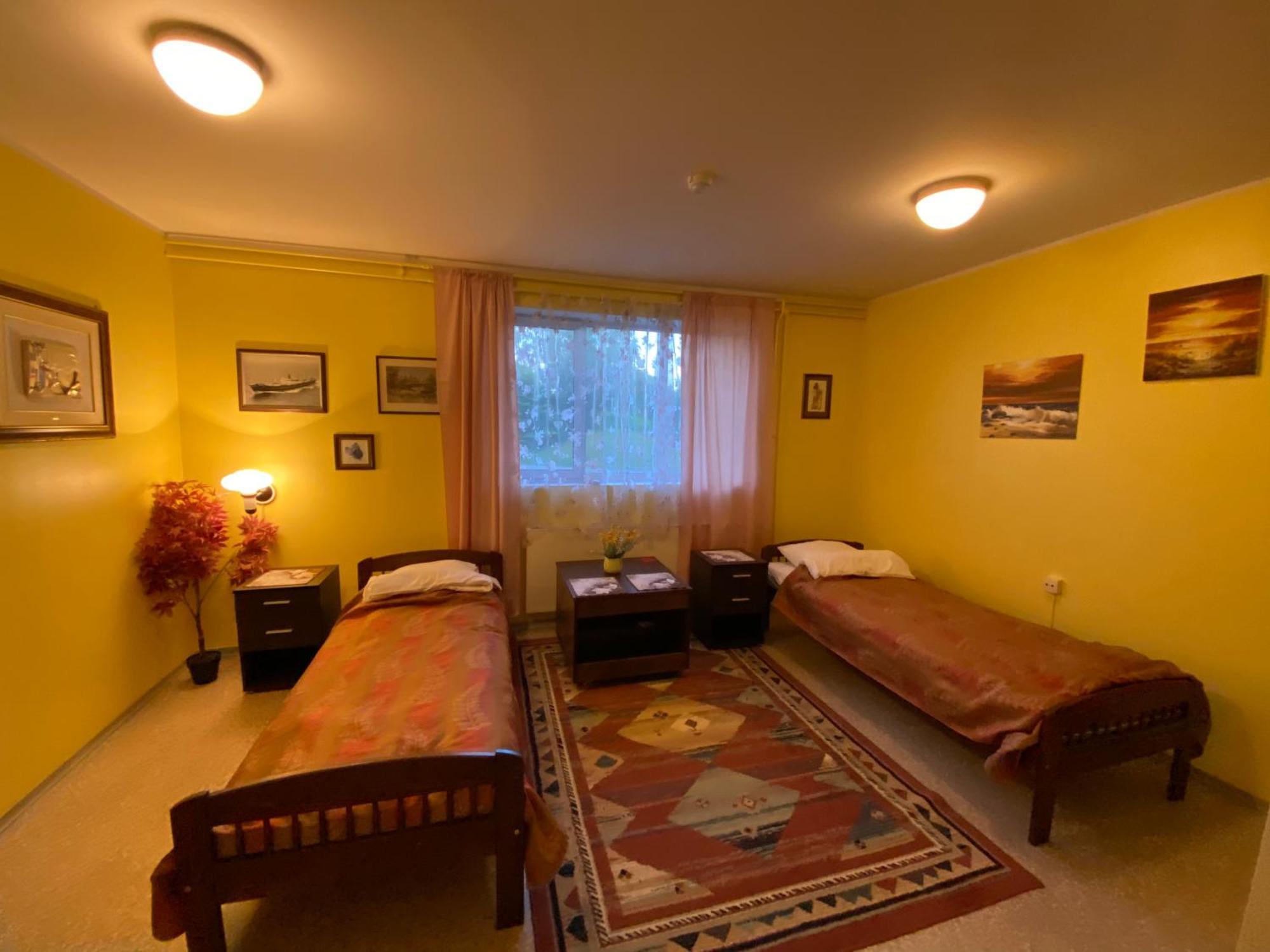 Torgu Royal Guesthouse Iide Bagian luar foto