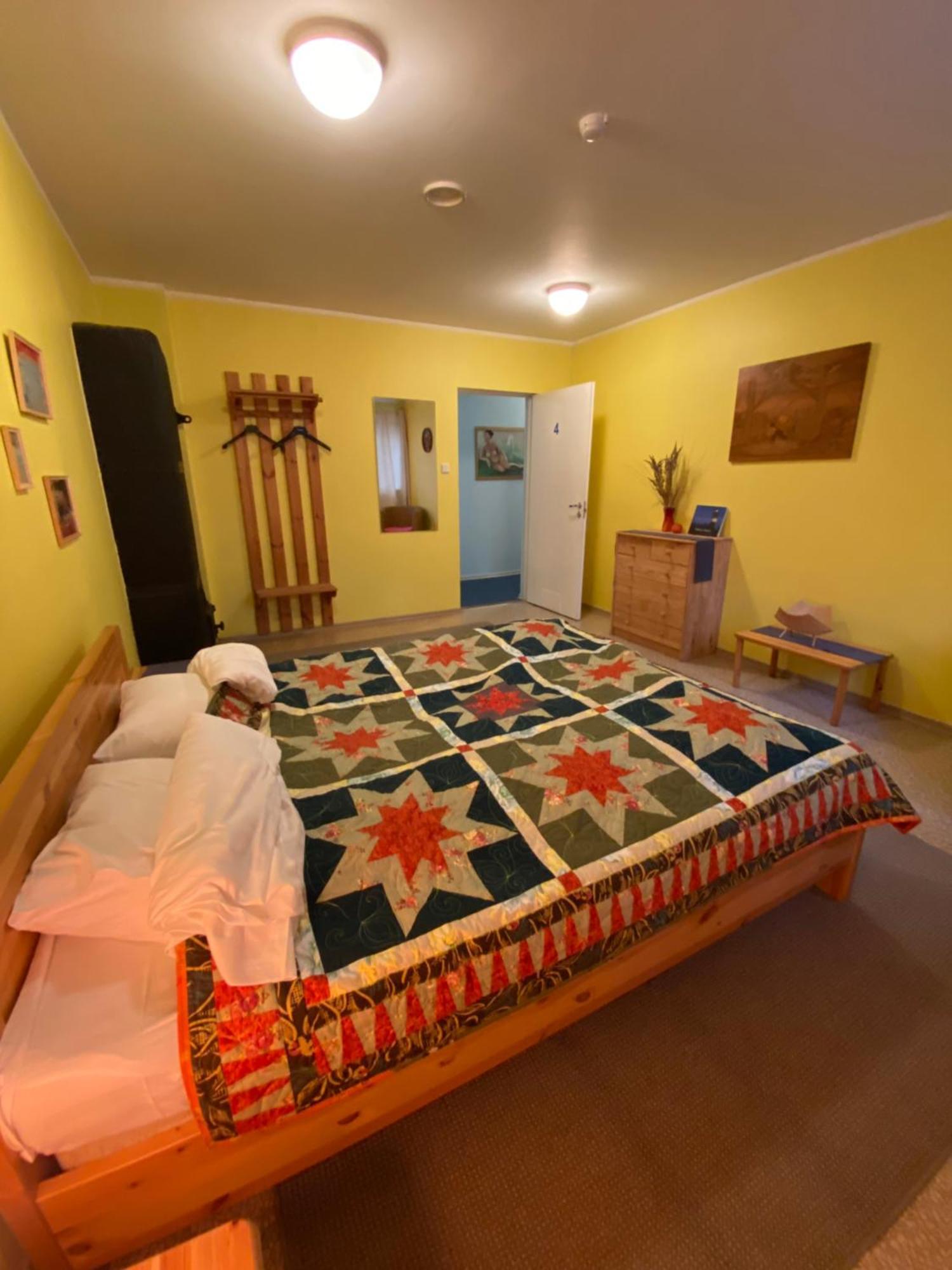 Torgu Royal Guesthouse Iide Bagian luar foto