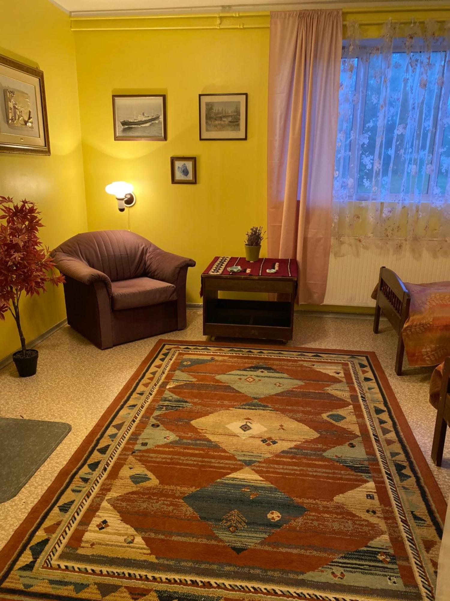 Torgu Royal Guesthouse Iide Bagian luar foto
