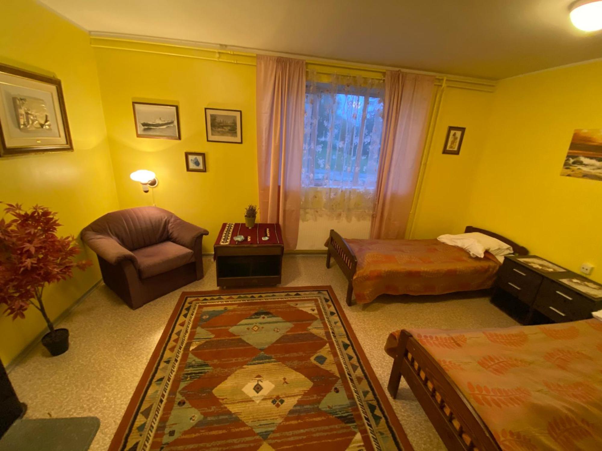 Torgu Royal Guesthouse Iide Bagian luar foto
