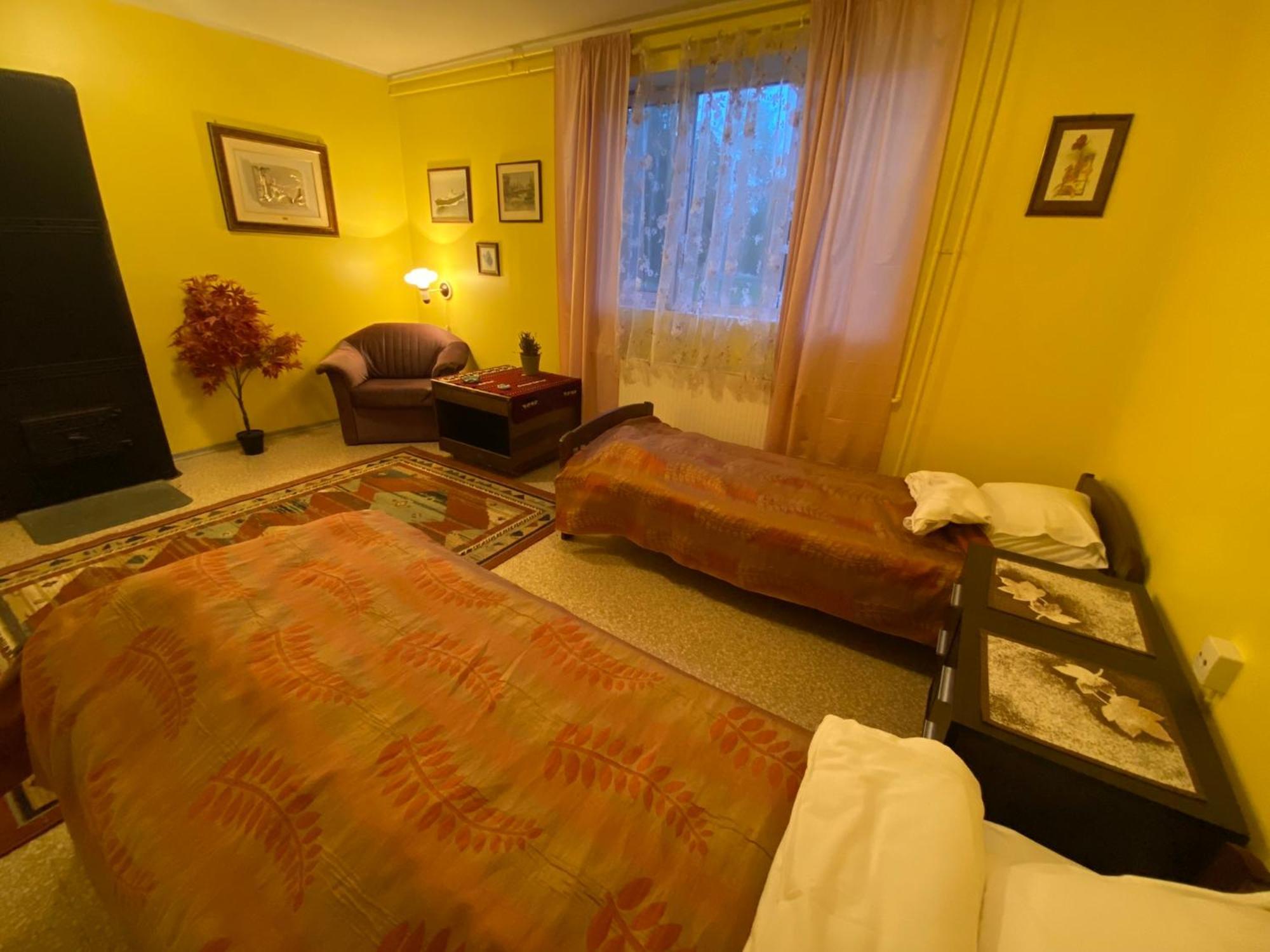 Torgu Royal Guesthouse Iide Bagian luar foto