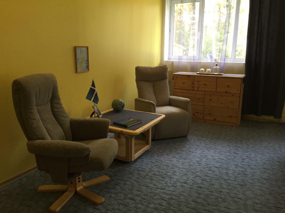 Torgu Royal Guesthouse Iide Bagian luar foto